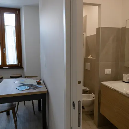 Elegante Appartamento Nel Cuore Di Omegna Extérieur photo